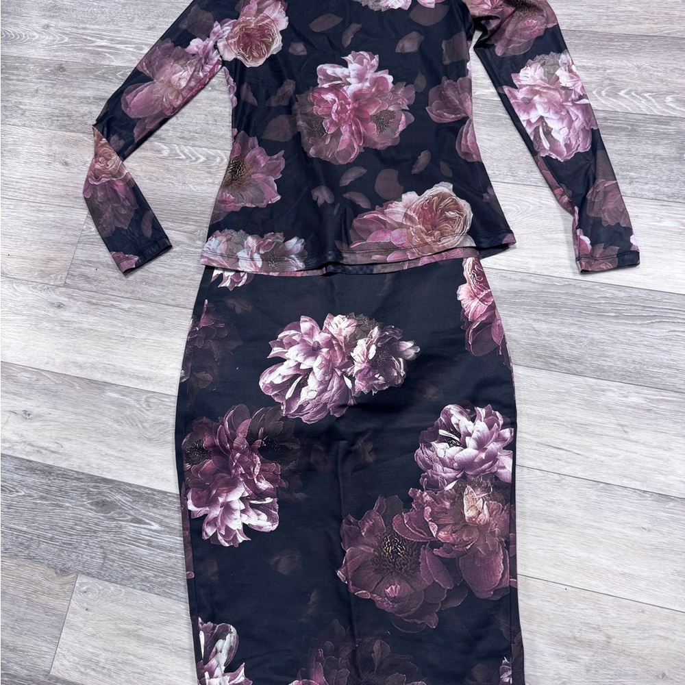 RW&CO. Black and Pink Floral Skirt Set